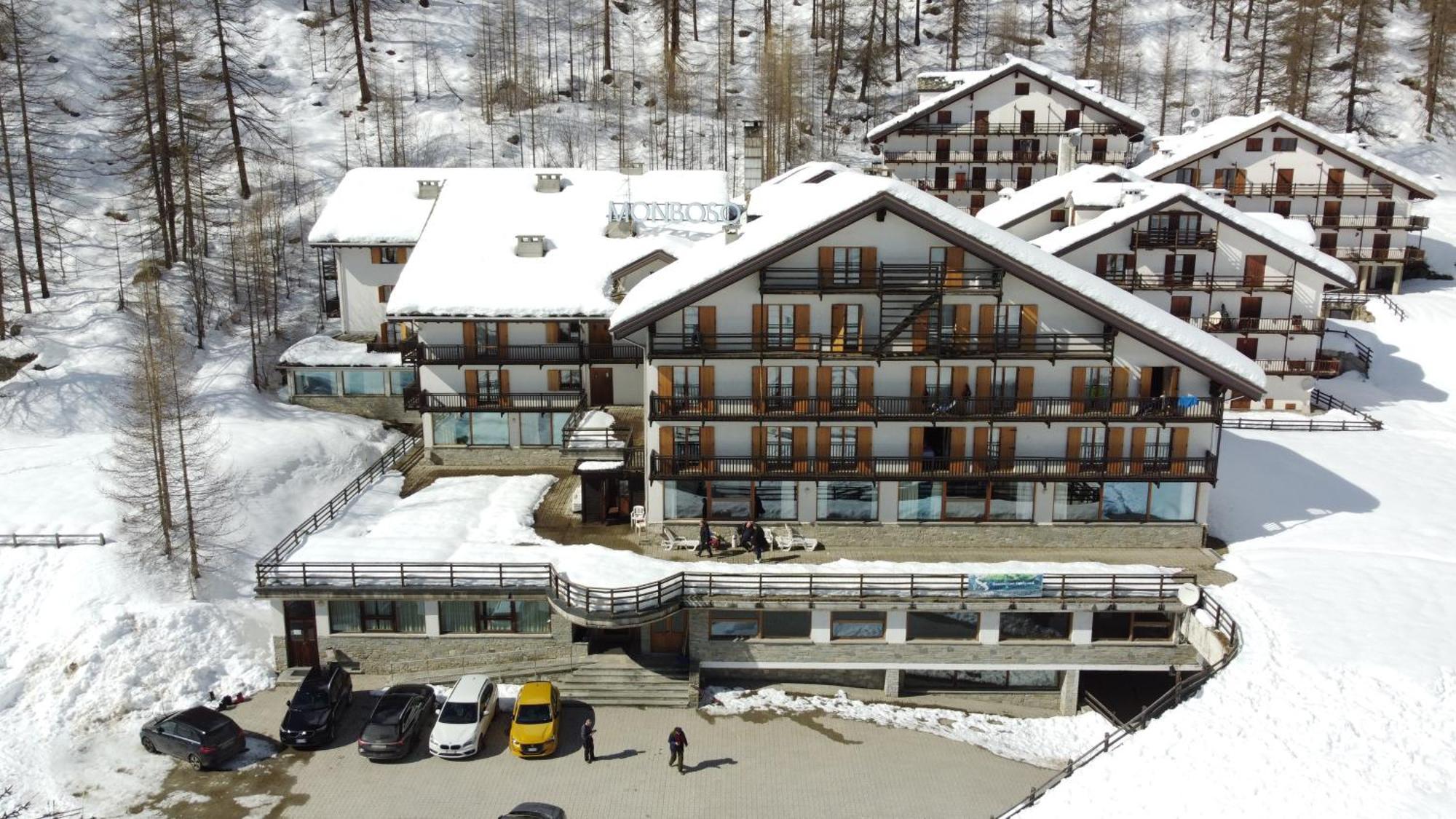 Gressoney-la-Trinité La Trinite Monboso Hotel מראה חיצוני תמונה